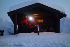 huette_in_norwegen_im_winter
