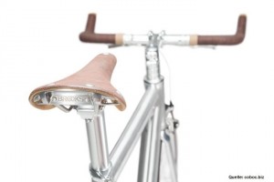 Coboc One Soho von schräg hinten