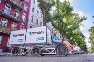 Armadillo Cargobike / Hermes in Berlin