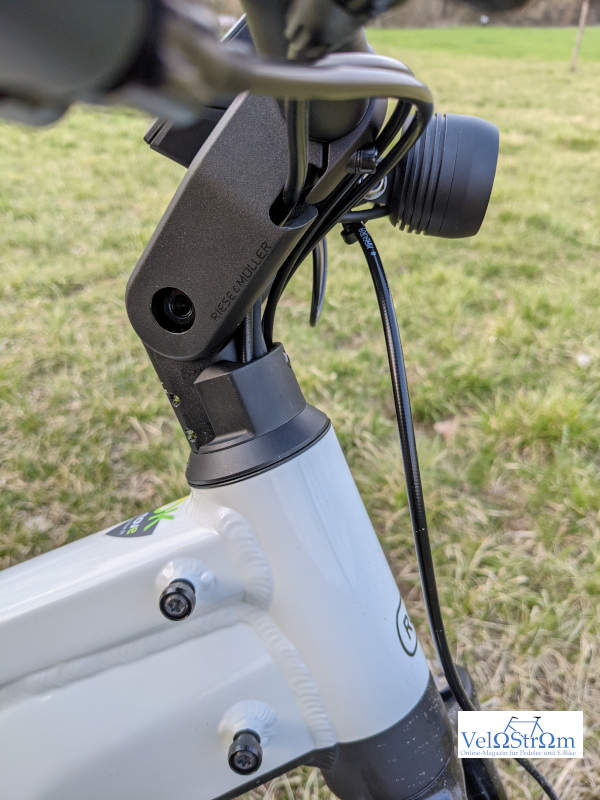 e-bike-charger3-gt-vorbau-kabelfuehrung