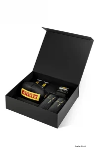 PIRELLI P Zero Race 150 promo box