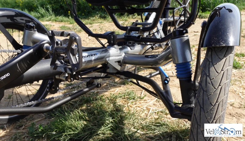 e-bike-liegerad-trike-hp-velotechnik-scorpion-plus-26-ansicht-fahrwerk