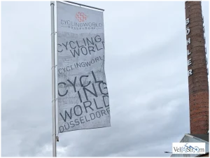 Cyclingworld-23-fahne