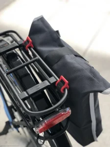 fahrradtasche-mit-hakenhalterung
