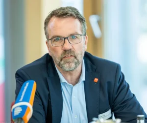 uwewoellceovsf VeloStrom