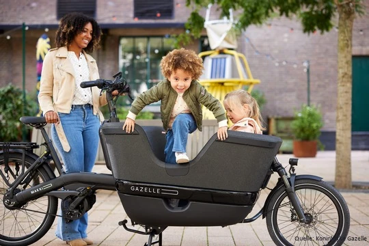 Koninklijke Gazelle cargobike Makki Travel-aktion-kids